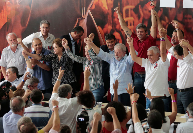 © Reuters. Ex-presidente Lula participa de reunião do PT em São Paulo