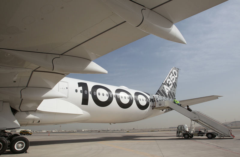 © Reuters. An Airbus A350-1000 is seen at the Doha International Airport