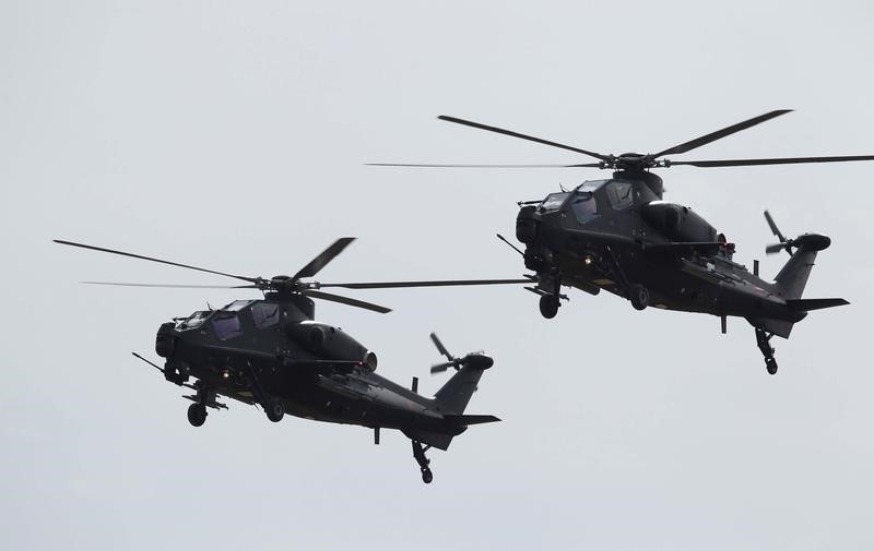 © Reuters. UNE ALPINISTE FRANÇAISE EN DIFFICULTÉ REPÉRÉE DANS L'HIMALAYA