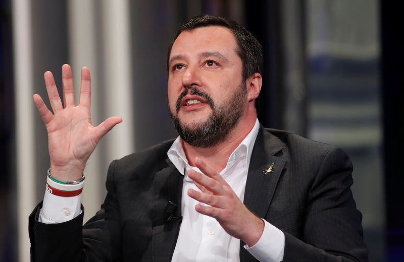 © Reuters. Il leader della Lega Matteo Salvini a "Porta a Porta"