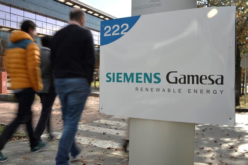 © Reuters. El beneficio operativo de Siemens Gamesa cae un 51% en el primer trimestre