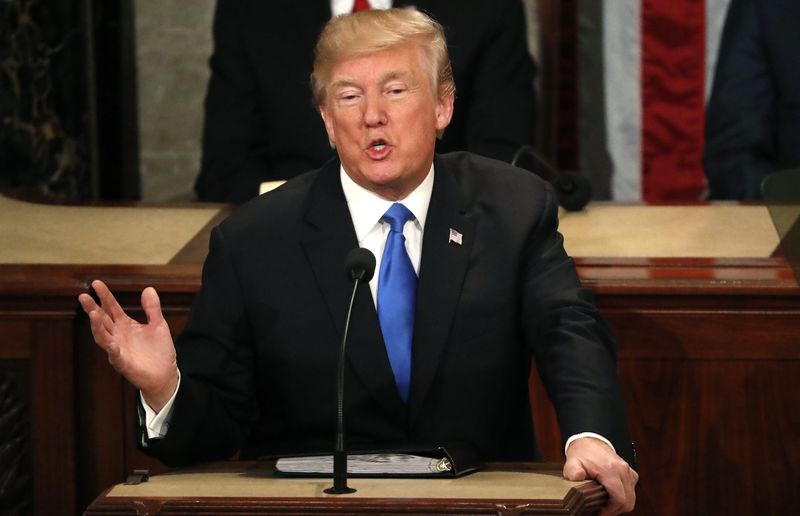 © Reuters. U.S. President Trump delivers his State of the Union address in Washington