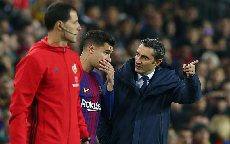 © Reuters. Valverde alaba la versatilidad de Coutinho