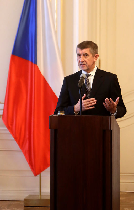 © Reuters. رئيس وزراء التشيك يثير احتمال الانتخابات المبكرة ما لم تتشكل حكومة جديدة