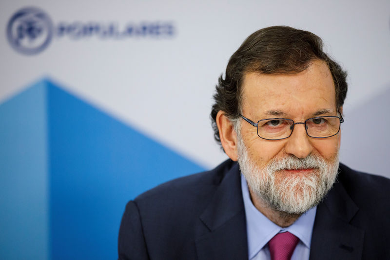 © Reuters. El PP sigue como fuerza política favorita de los españoles, según el CIS
