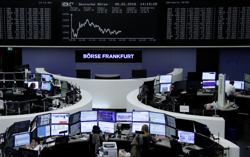 © Reuters. The German share price index, DAX board, is seen at the stock exchange in Frankfurt