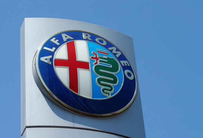 © Reuters. Logo Alfa Romeo