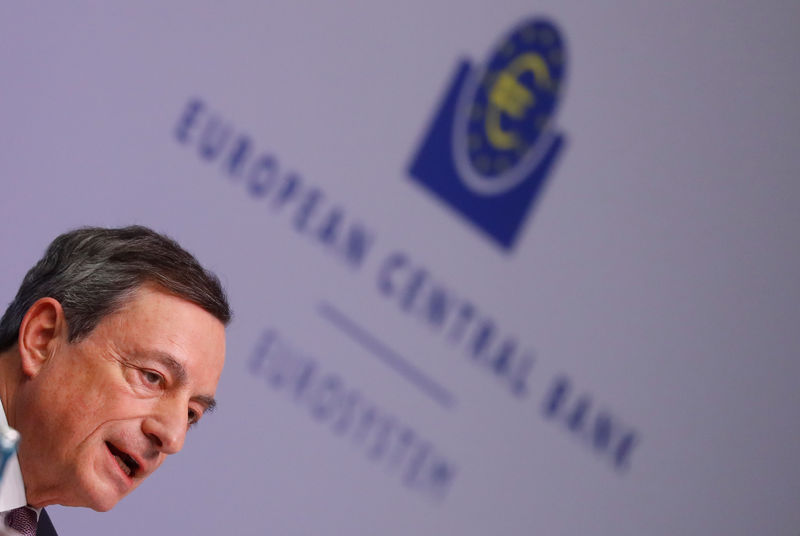 © Reuters. Il presidente della Bce, Mario Draghi