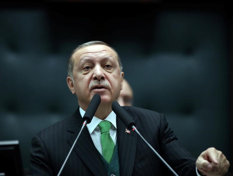© Reuters. إردوغان: أمريكا لها "حسابات" ضد تركيا وإيران وروسيا في سوريا