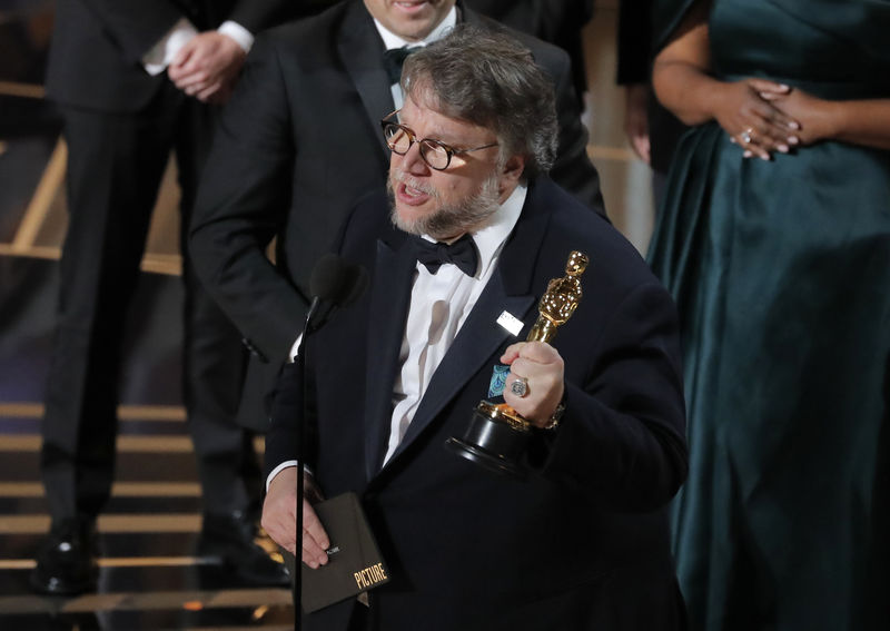 © Reuters. Guillermo Del Toro gana el Oscar a mejor director y película por "La forma del agua"