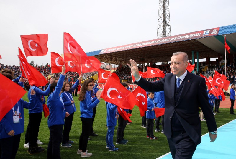 © Reuters. إردوغان يقول إنه سيطلب من الاتحاد الأوروبي بقية الأموال المخصصة للاجئين