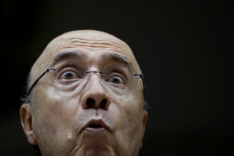 © Reuters. Ministro da Fazenda do Brasil, Henrique Meirelles durante conferência em Brasília