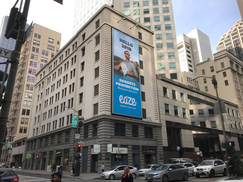 © Reuters. FILE PHOTO: A billboard advertising marijuana in advance of the upcoming legalization of recreational marijuana in San Francisco