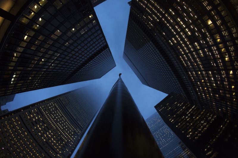 © Reuters. Buildings are seen in the financial district in Toronto