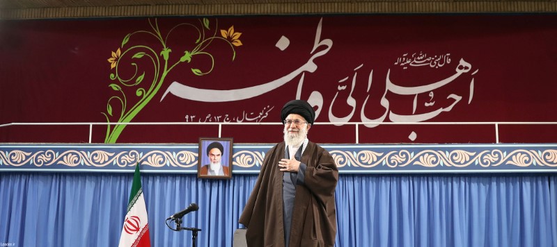 © Reuters. التلفزيون الرسمي: خامنئي يقول طهران أحبطت التهديدات الإقليمية