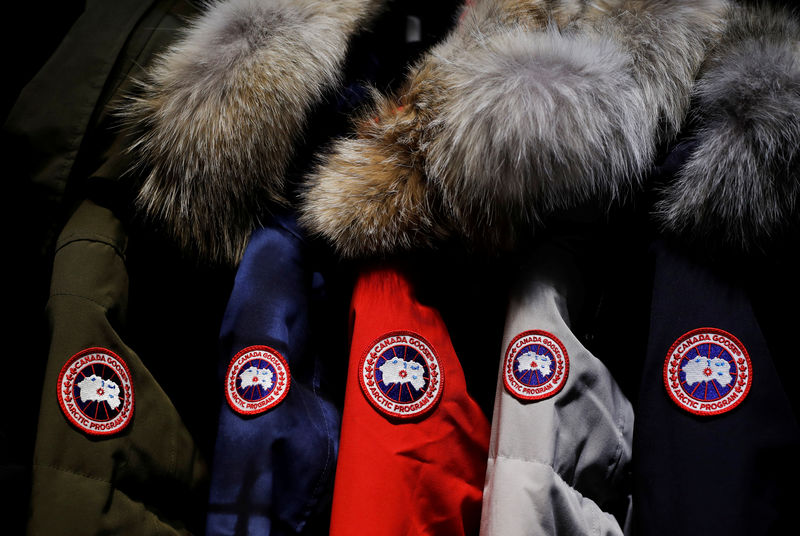 © Reuters. Jackets hang in the showroom of the Canada Goose factory in Toronto