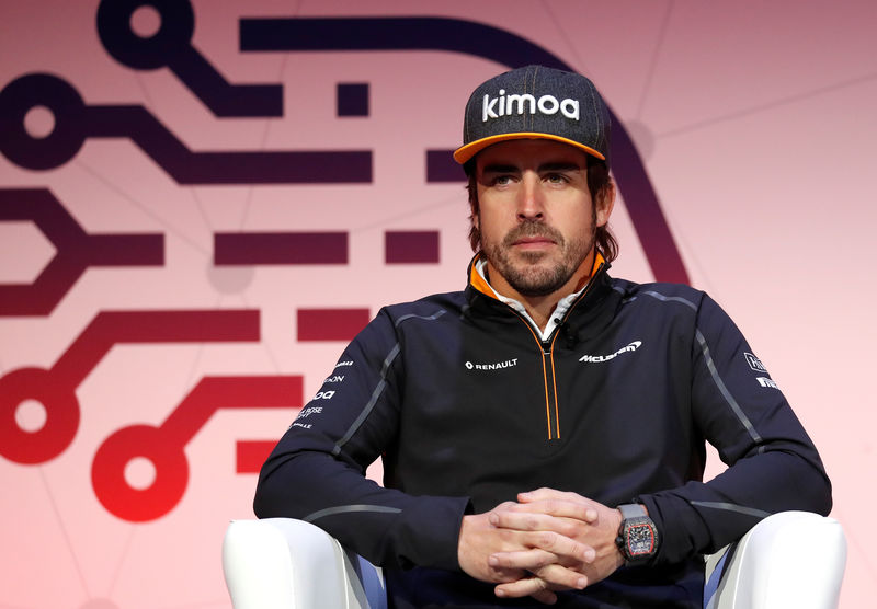 © Reuters. El coche de McLaren está preparado al cien por cien, dice Alonso