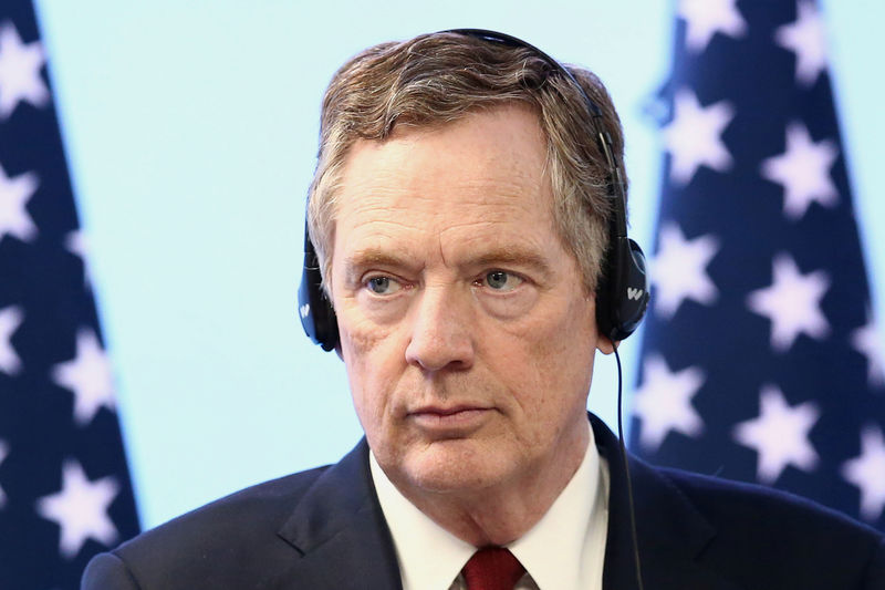 © Reuters. Representante de Comércio norte-americano, Robert Lighthizer, durante coletiva de imprensa na Cidade do México