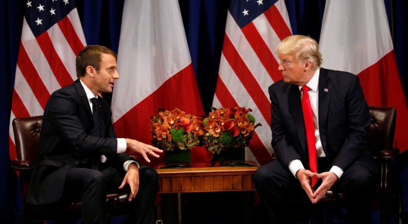 © Reuters. Trump durante encontro com Macron em Nova York