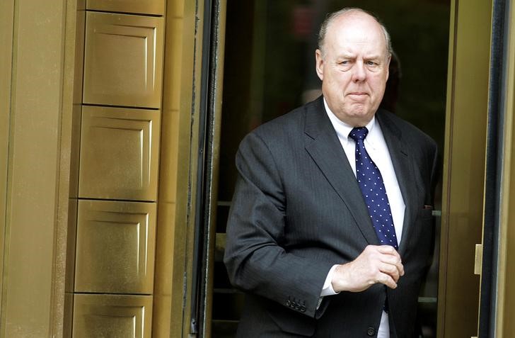 © Reuters. Advogado John Dowd deixa tribunal em Nova York