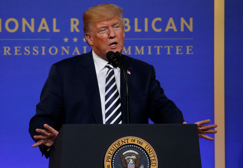 © Reuters. U.S. President Donald Trump delivers remarks at the National Republican Congressional Committee's annual March dinner at the National Building Museum in Washington