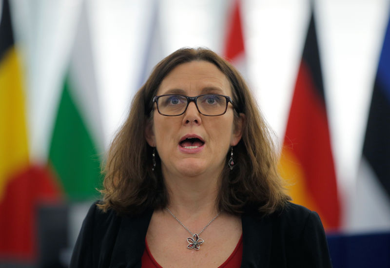 © Reuters. European Trade Commissioner Cecilia Malmstrom addresses the European Parliament during a debate on the US decision to impose tariffs on steel and aluminium in Strasbourg