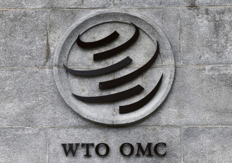 © Reuters. FILE PHOTO: A WTO logo is pictured on their headquarters in Geneva