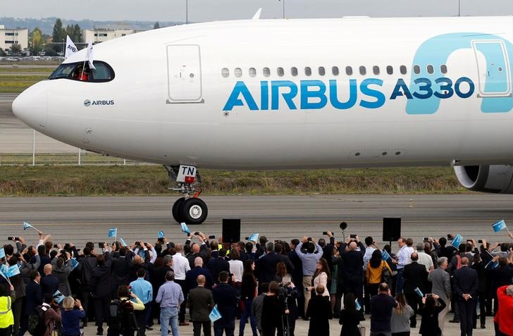 © Reuters. L'A330NEO N'A PAS LES PROBLÈMES DE MOTEURS DU 787, DIT ROLLS-ROYCE