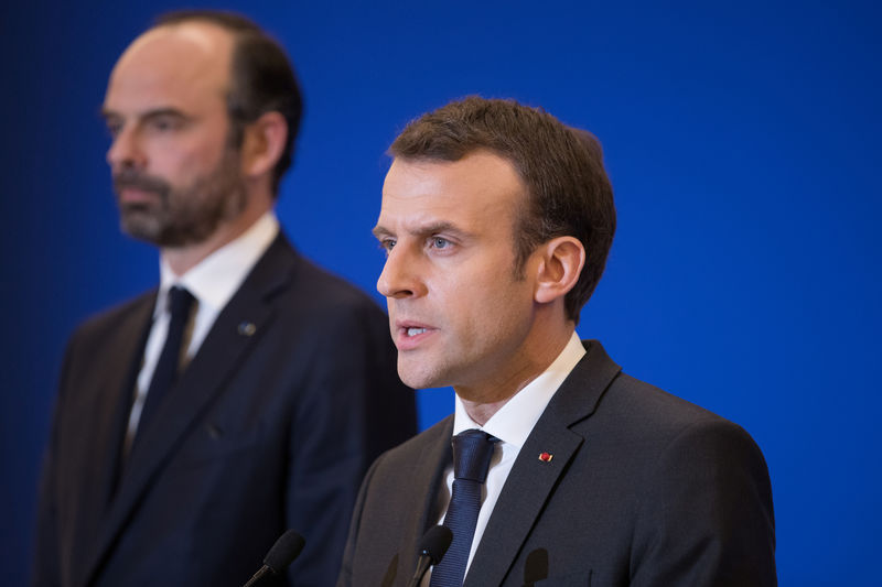 © Reuters. French President Emmanuel Macron delivers a speech at the Interior Ministry in Paris