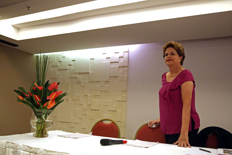 © Reuters. Ex-presidente Dilma Rousseff chega para entrevista coletiva no Rio de Janeiro