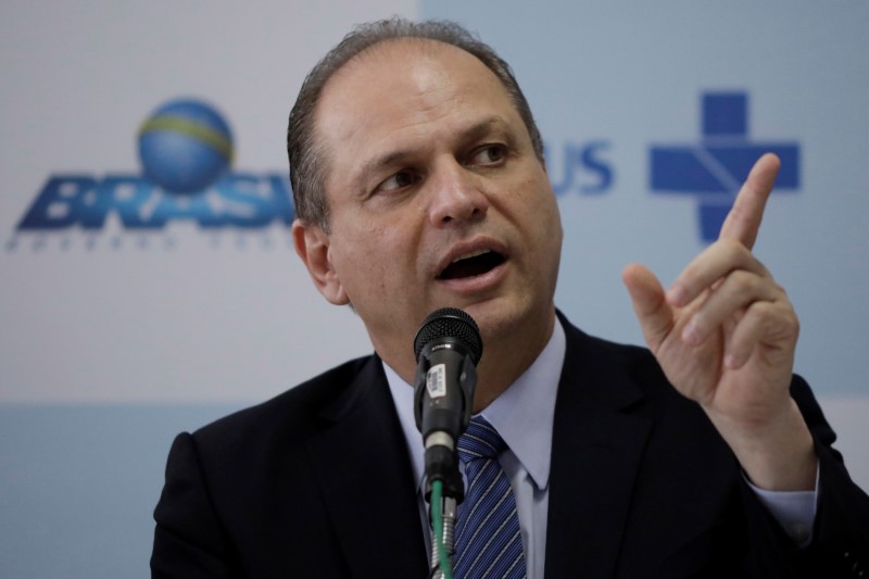 © Reuters. Ministro da Saúde, Ricardo  Barros, durante entrevista coletiva em Brasília