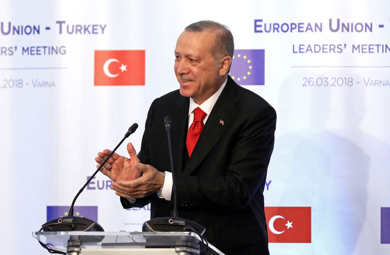 © Reuters. إردوغان: تركيا ستحبط ما يحاك حولها وستحقق نموا قويا
