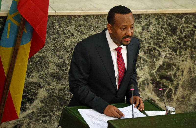 © Reuters. رئيس وزراء إثيوبيا يسعى لإنهاء عنف شرد ما يقرب من مليون نسمة