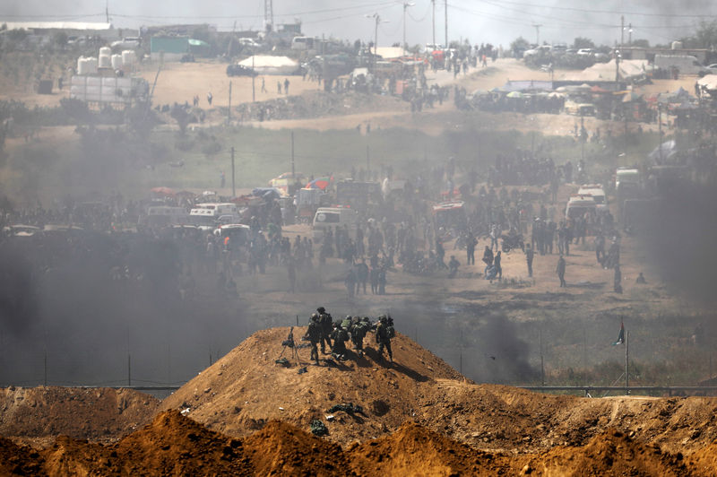 © Reuters. مصر تطالب إسرائيل بوقف استخدام القوة المفرطة ضد الفلسطينيين