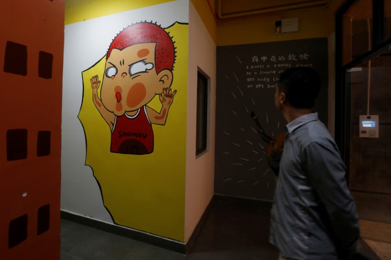 © Reuters. A corridor is seen at a so-called youth apartment in Shenzhen