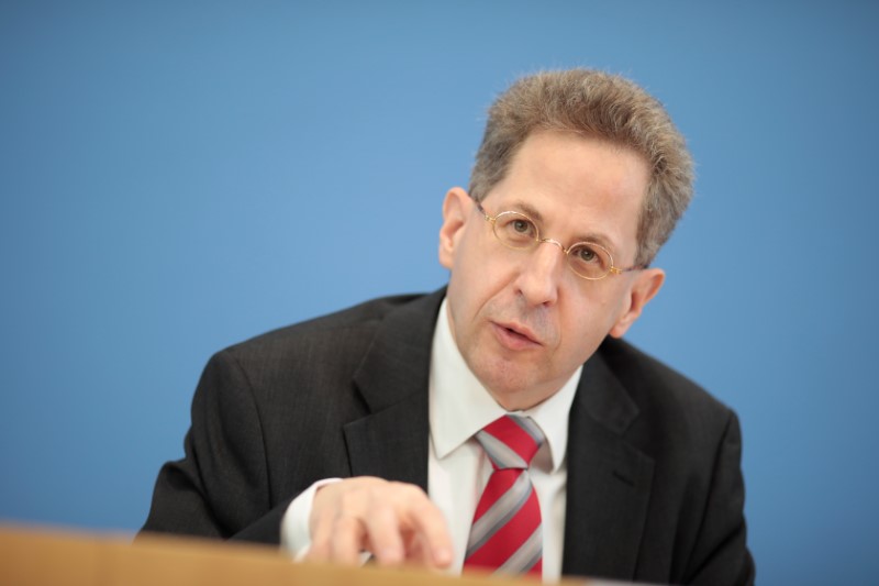 © Reuters. Diretor de inteligência doméstica da Alemanha, Hans-Georg Maassen, durante coletiva de imprensa em Berlim