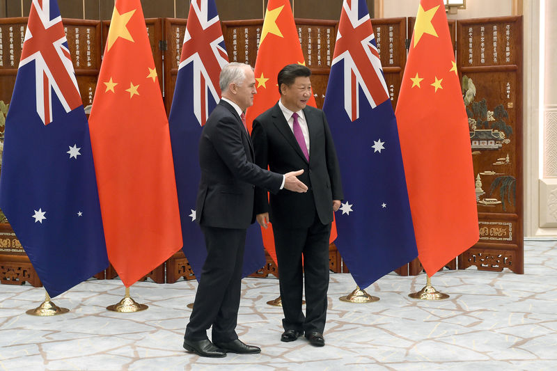 © Reuters. FILE PHOTO: Australia's Prime Minister Malcolm Turnbull meets Chinese President Xi Jinping ahead of G20 Summit in Hangzhou