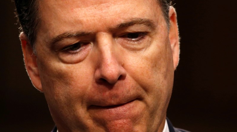 © Reuters. Ex-diretor do FBI James Comey durante audiência no Senado, em Washington