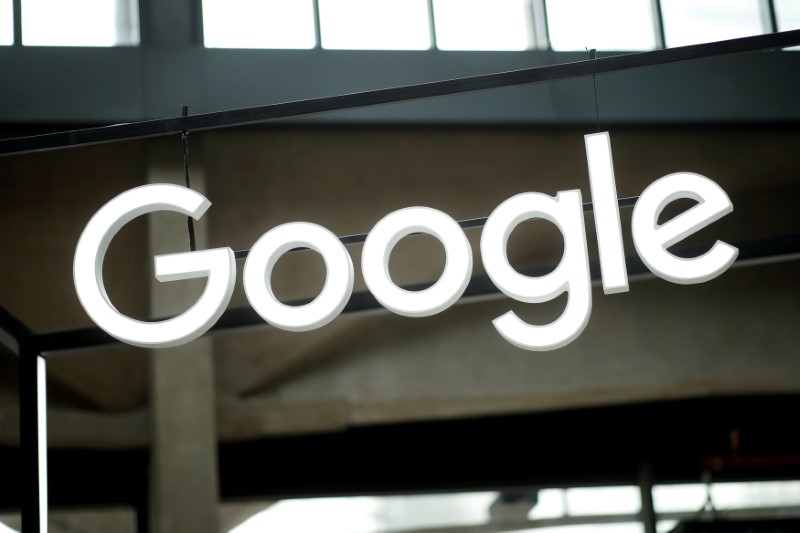 © Reuters. FILE PHOTO: The Google logo is seen at the "Station F" start up campus in Paris
