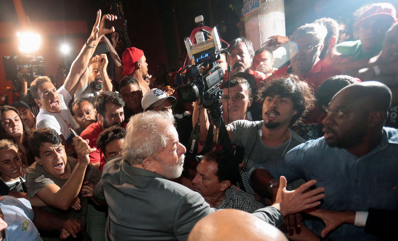 © Reuters. Lula podría quedar libre por decisión del Tribunal Superior de Justicia de Brasil