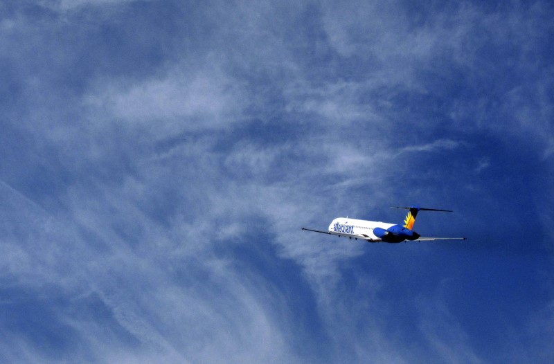 © Reuters. An Allegiant Air passenger jet takes off from the Monterey airport