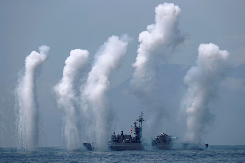 © Reuters. تايوان تقول إن بكين تستعرض قوتها مع بدء الصين تدريبات عسكرية