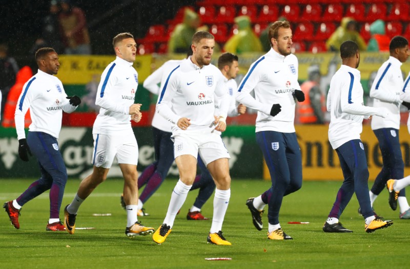 © Reuters. إنجلترا تواجه سويسرا وأمريكا وديا بعد كأس العالم