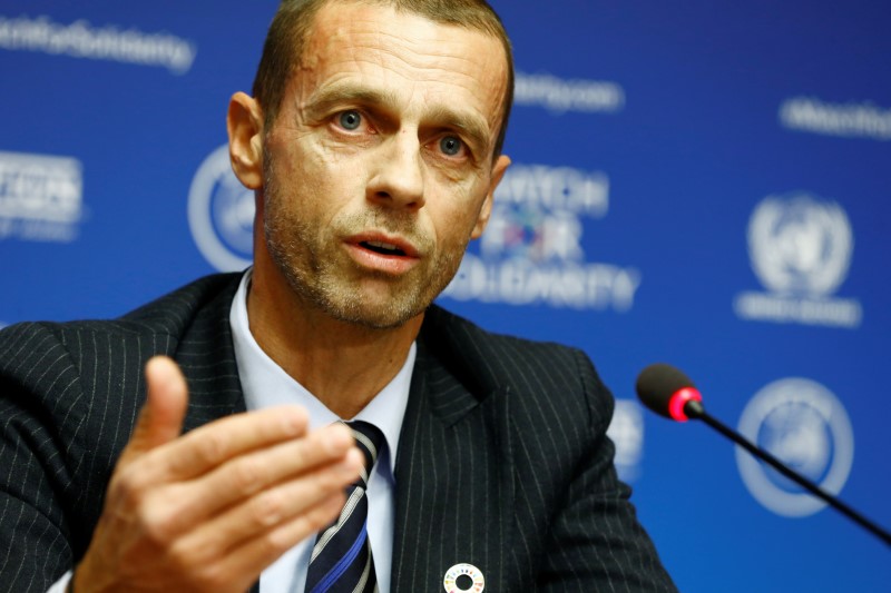 © Reuters. El presidente de la UEFA expresa su "miedo" por el uso del VAR en el Mundial