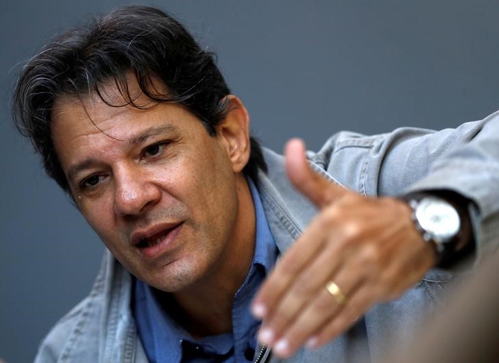 © Reuters. Fernando Haddad concede entrevista à Reuters em São Paulo