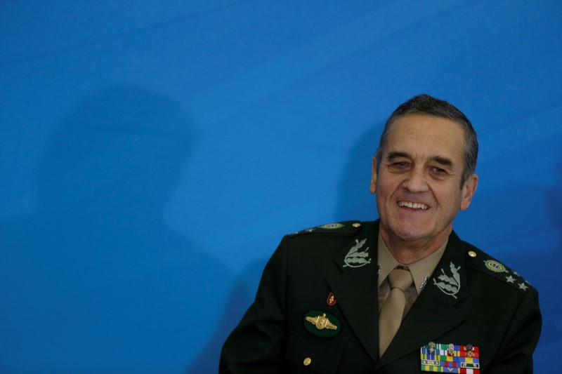© Reuters. Comandante do Exército, general Eduardo Villas Bôas, durante cerimônia no Palácio do Planalto, em Brasília