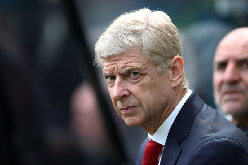 © Reuters. Wenger dejará el Arsenal tras dos décadas al frente del club