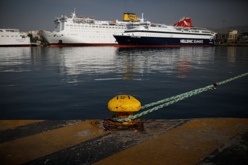© Reuters. 24-hour strike of Greece's seamen's federation PNO