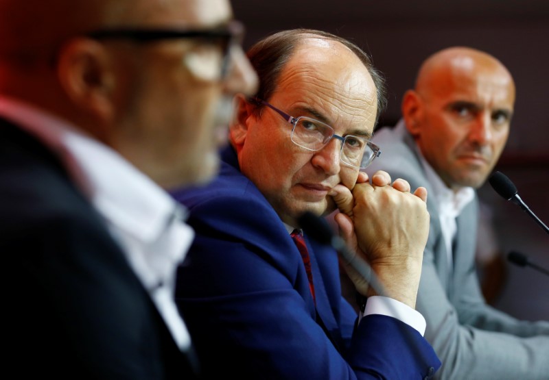 © Reuters. Football Soccer - Sevilla news conference