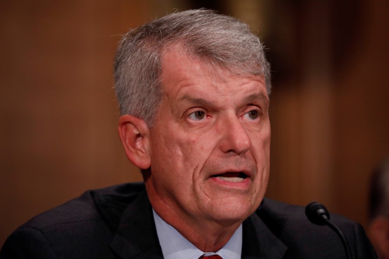 © Reuters. Wells Fargo & Company CEO and President Tim Sloan testifies before the Senate Banking Committee on Capitol Hill in Washington